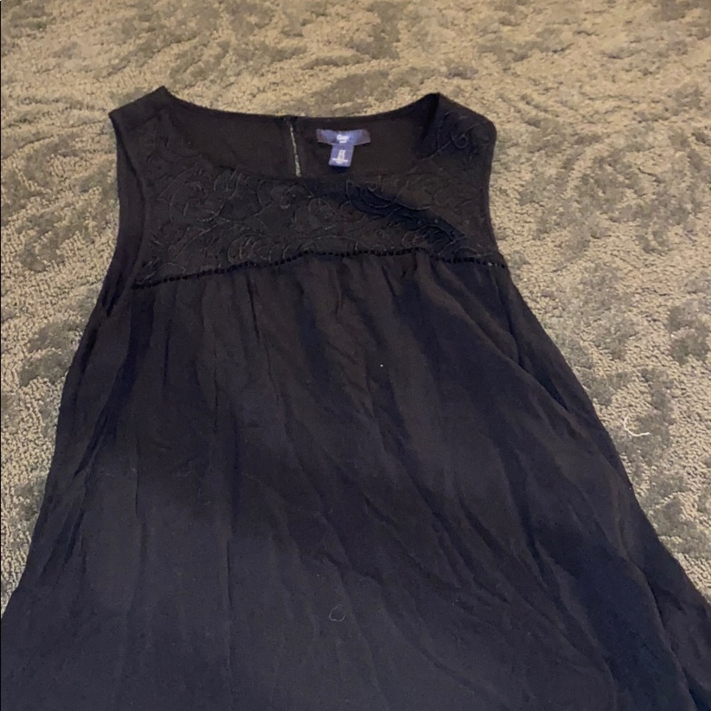 GAP Black lace tank